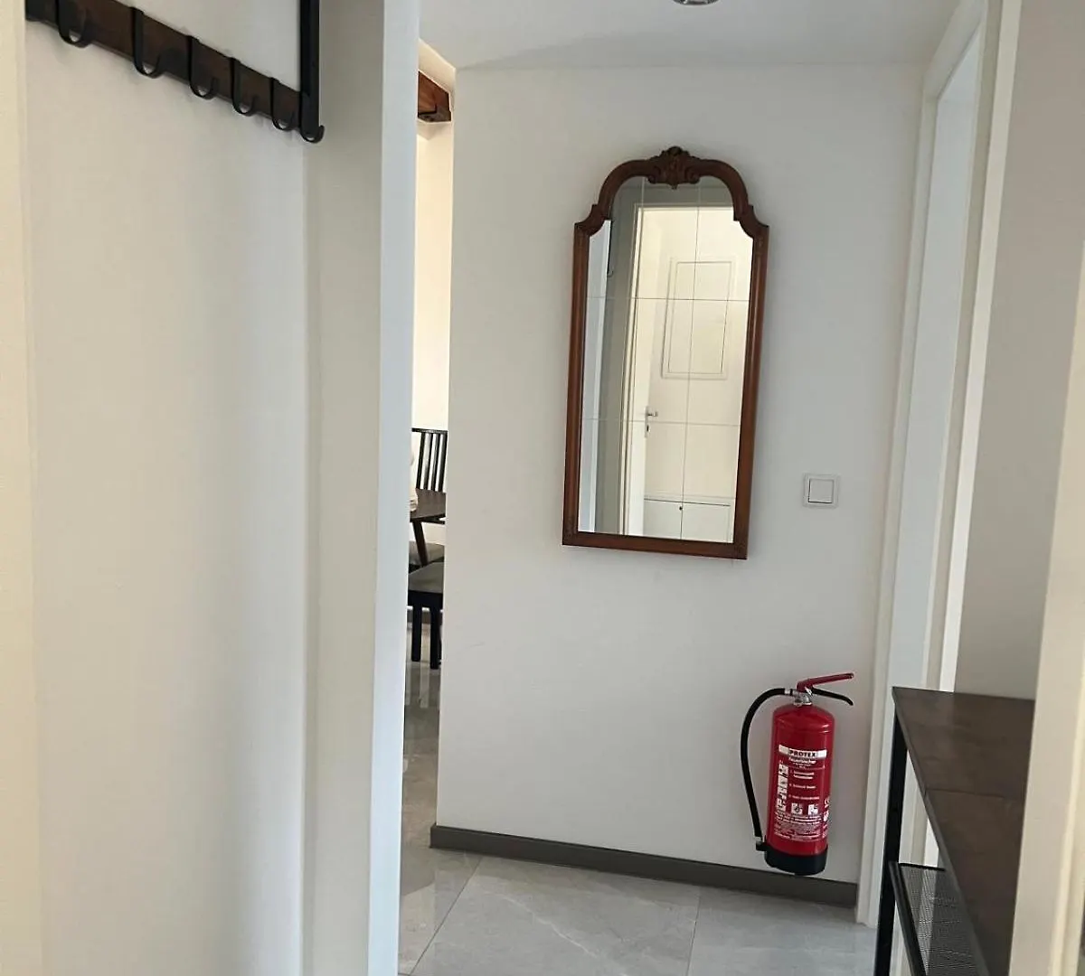M&A Home Dusseldorf Apartment